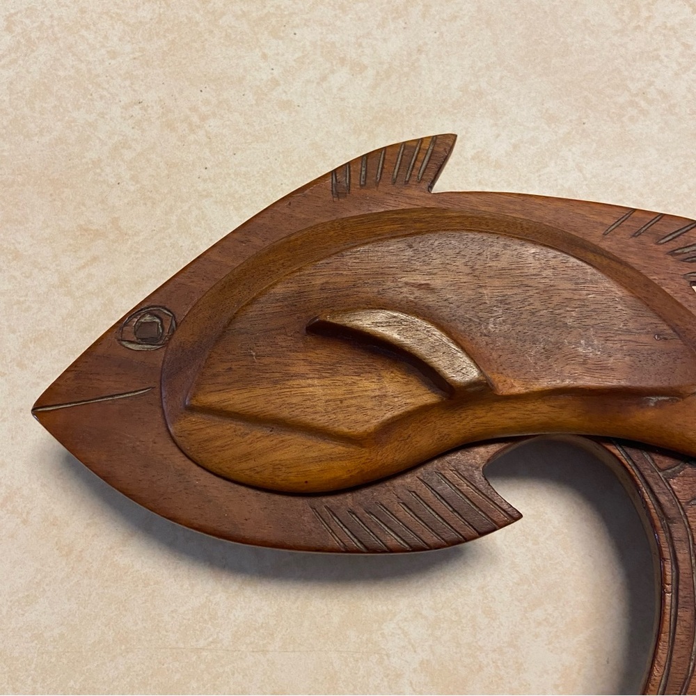 Vintage Hand Carved Wood Fish Lidded Trinket Jewelry Box Candy Dish Fisherman - Picture 2 of 11